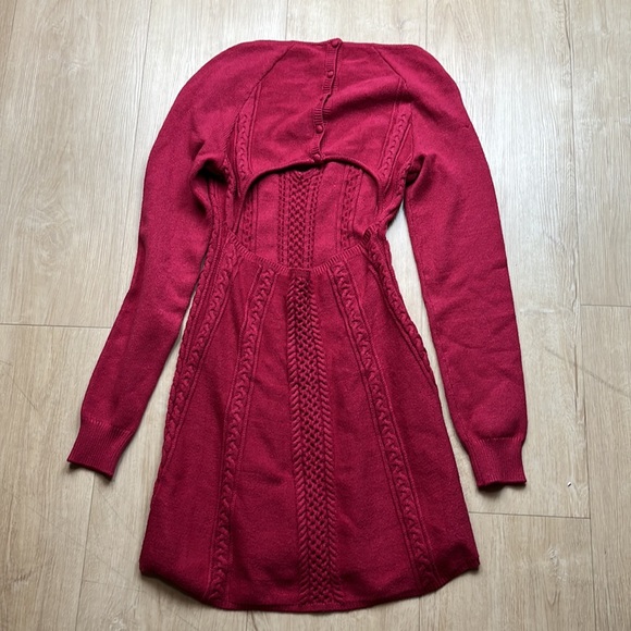 Free People Small World Cable Knit Cranberry
Red Mini Sweater dress LARGE 0968 - Picture 5 of 8